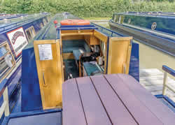 Exterior boat image